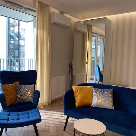 Апартаменты Przyjazny Apartament Лодзь Экстерьер фото